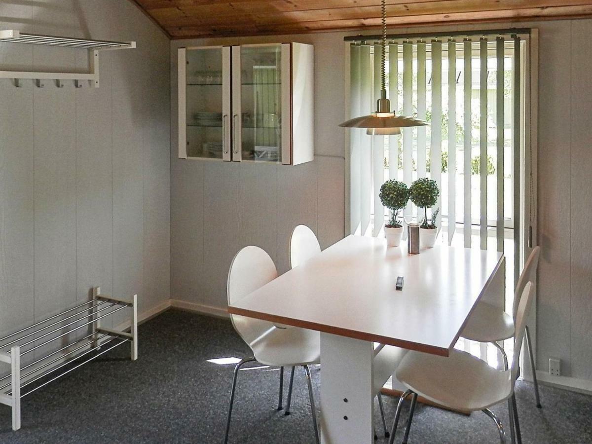 4 Person Holiday Home In Grindsted Tofterup Exterior photo